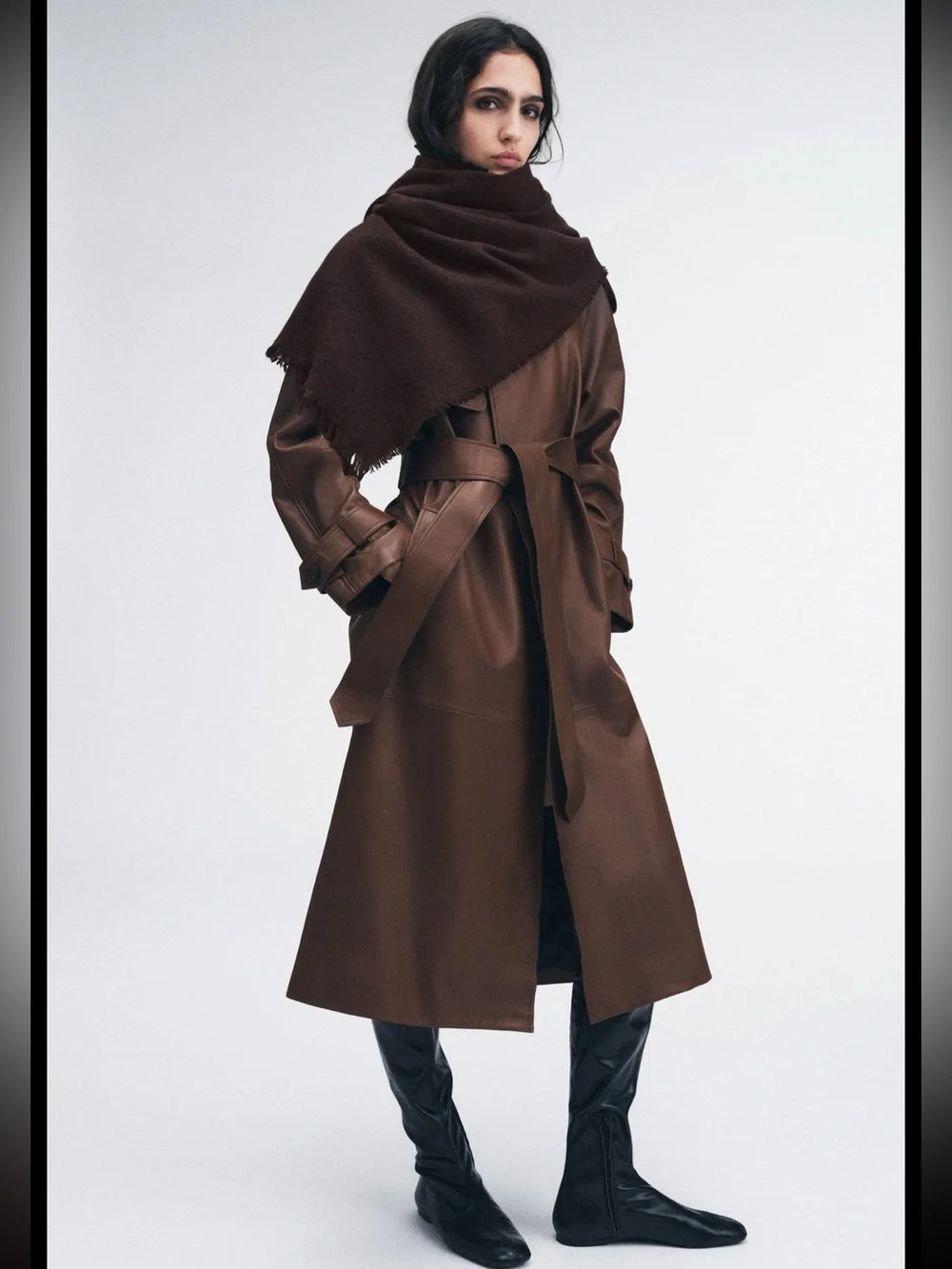 Zara plain wool scarf with frayed hem, 180 x 70 cm, brown